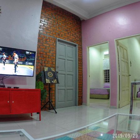Holiday Homestay ดันกัน ภายนอก รูปภาพ
