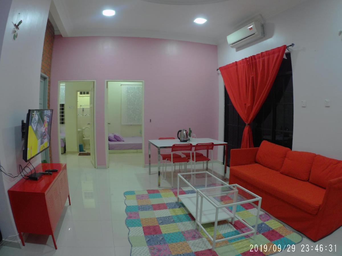 Holiday Homestay ดันกัน ภายนอก รูปภาพ