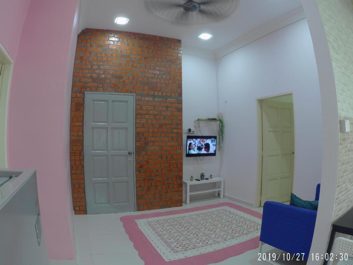 Holiday Homestay ดันกัน ภายนอก รูปภาพ