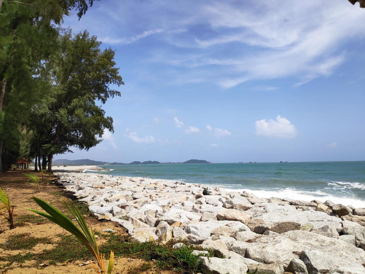 Holiday Homestay ดันกัน ภายนอก รูปภาพ